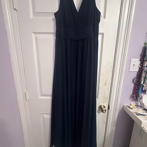Lulu's Black Sleeveless V-Neck Maxi Gown